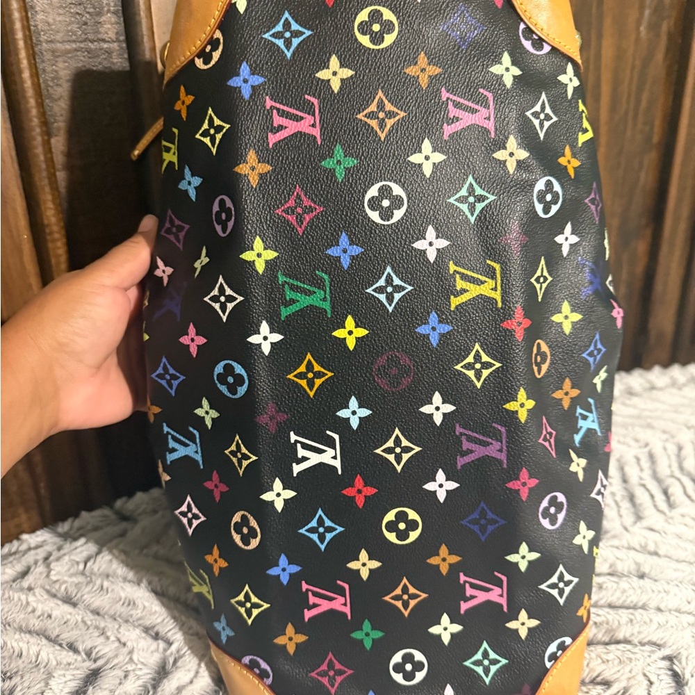 ‼️SOLD ELSEWHERE‼️♥️💙 Louis Vuitton X Takashi Murakami Noir Ursula - Picture 6 of 16